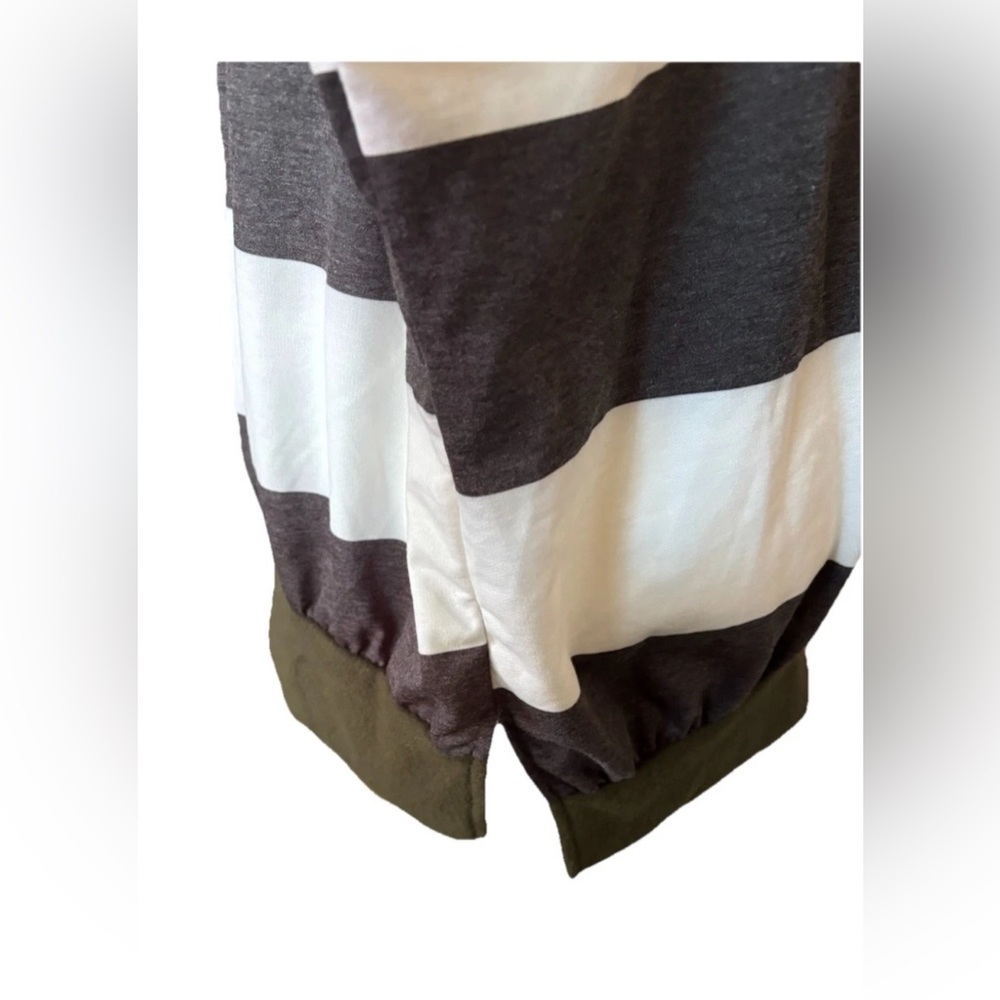 Fantastic Fawn Knit Top Gray & White Striped Long Sleeve Women’s X Large - Picture 3 of 9
